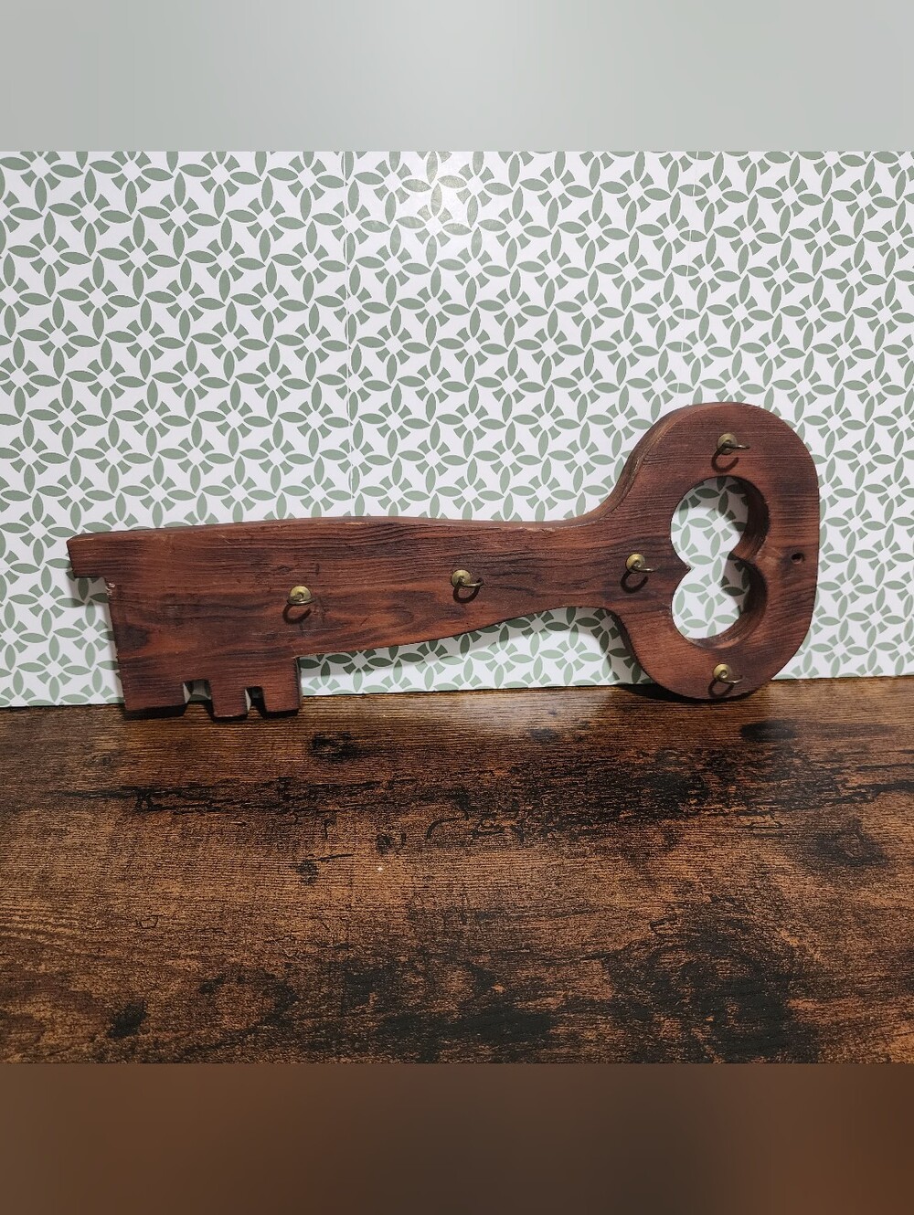 Vintage Rustic Brown Wooden Key - Key Rack - Picture 3 of 5